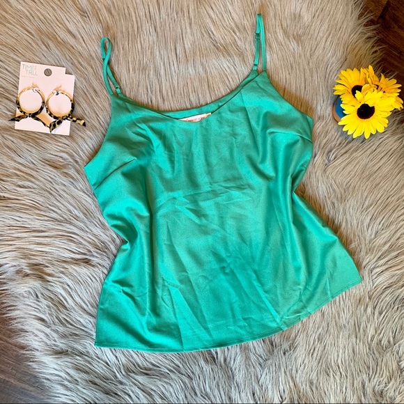 NEW❤️BEAUTIFUL TURQUOISE TOP, SLEEVELESS - Picture 4 of 6
